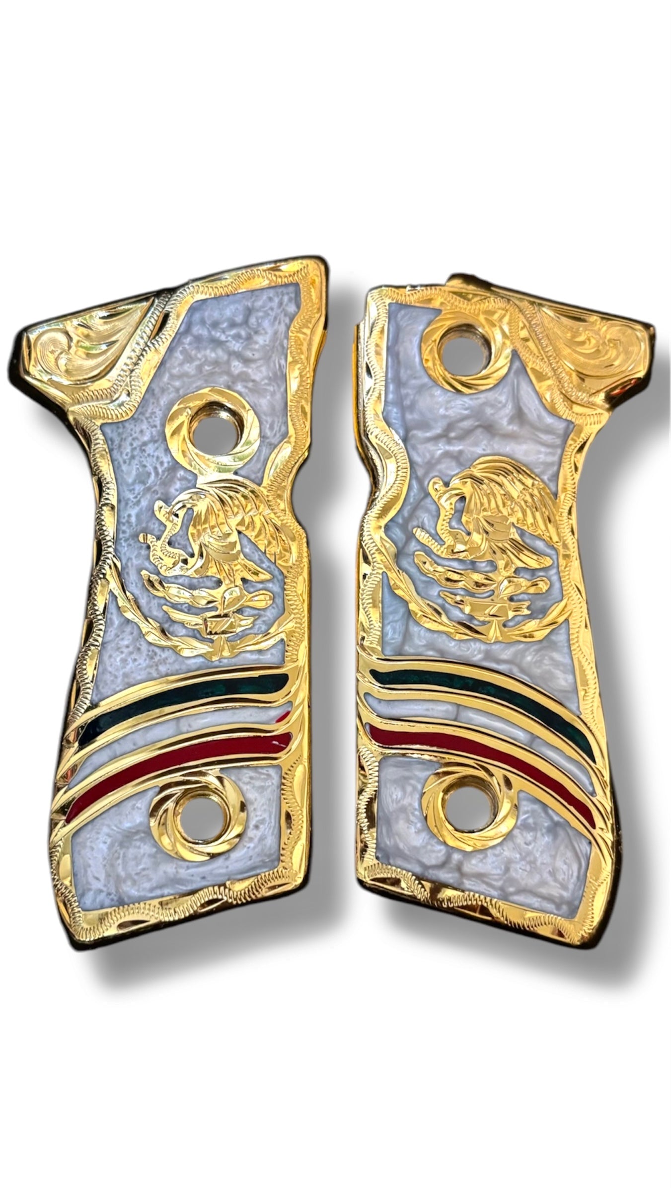 Cachas diseño Escudo con resina