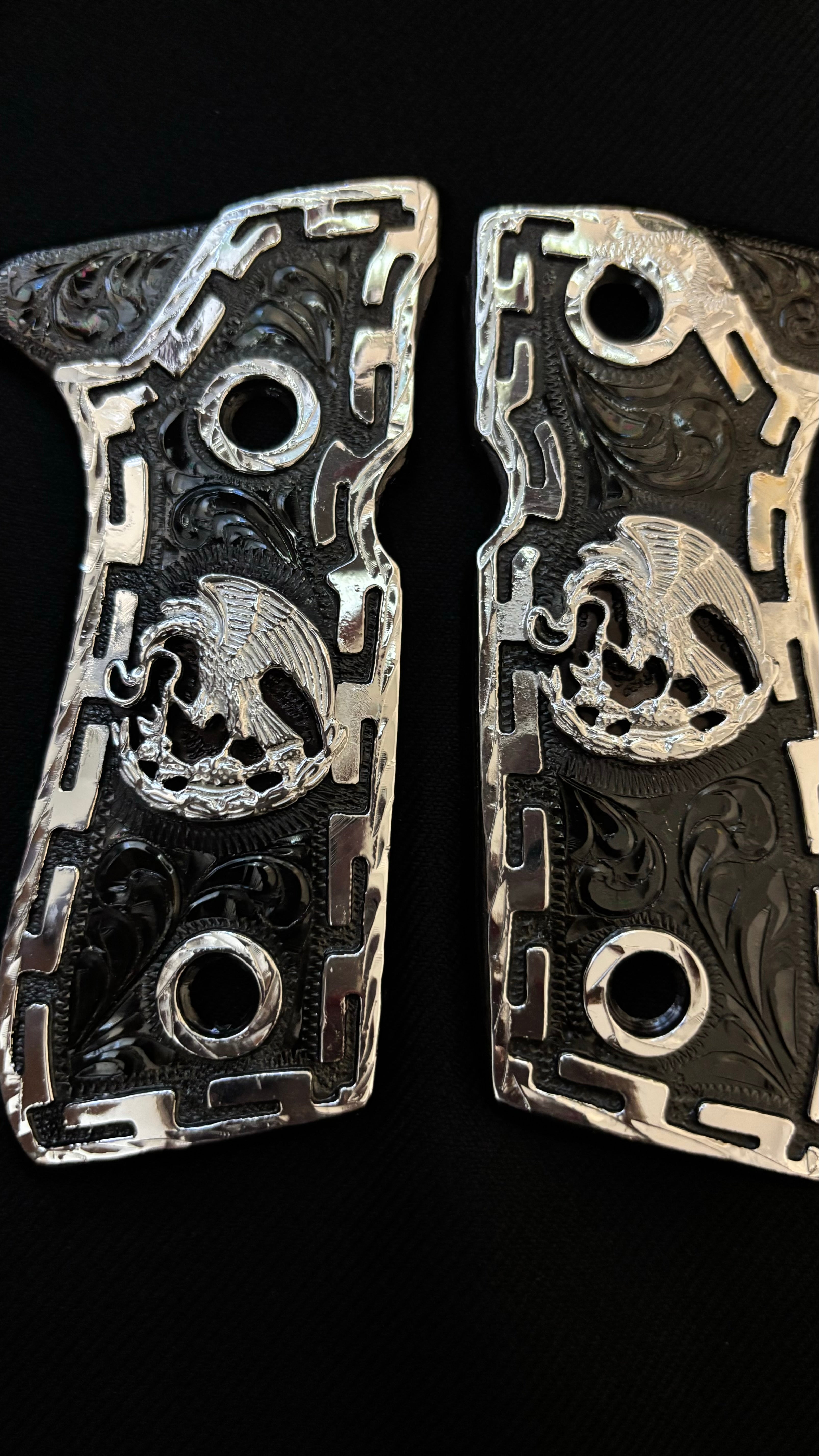 Cachas Pavonadas con plata Beretta