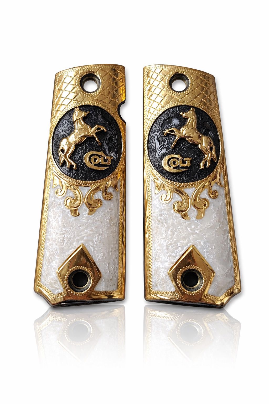 Cachas 1911 diseño caballo Colt